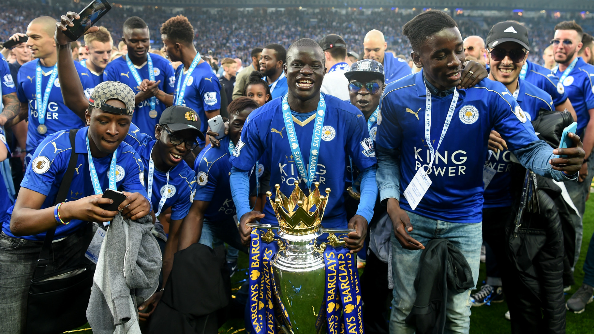 TIẾT LỘ) Kante từng cho đồng đội sống nhờ nhà suốt 1 tháng trời | Goal.com