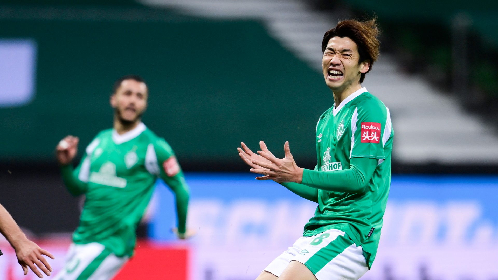 海外の反応 大迫勇也 2試合ぶり先発も現地メディアではチームワーストタイ評価 危険なものはない Goal Com 海外の反応 大迫勇也 2試合ぶり先発も現地メディアではチームワーストタイ評価 危険なものはない Goal Com