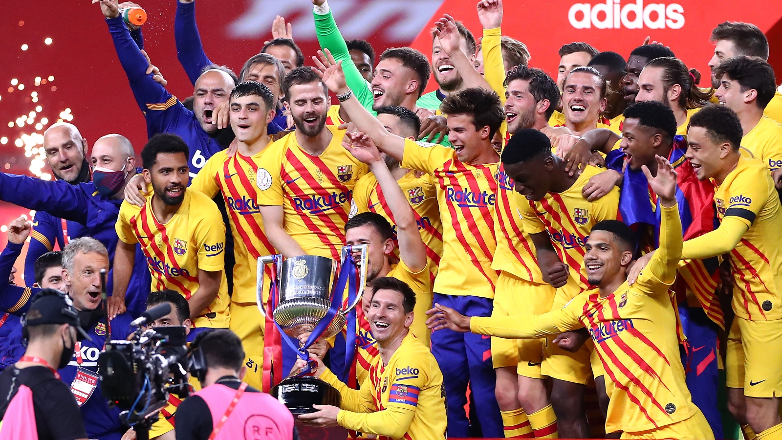 バルセロナ メッシ2得点などでビルバオに4 0勝利 3年ぶり31回目のコパ優勝を果たす Goal Com