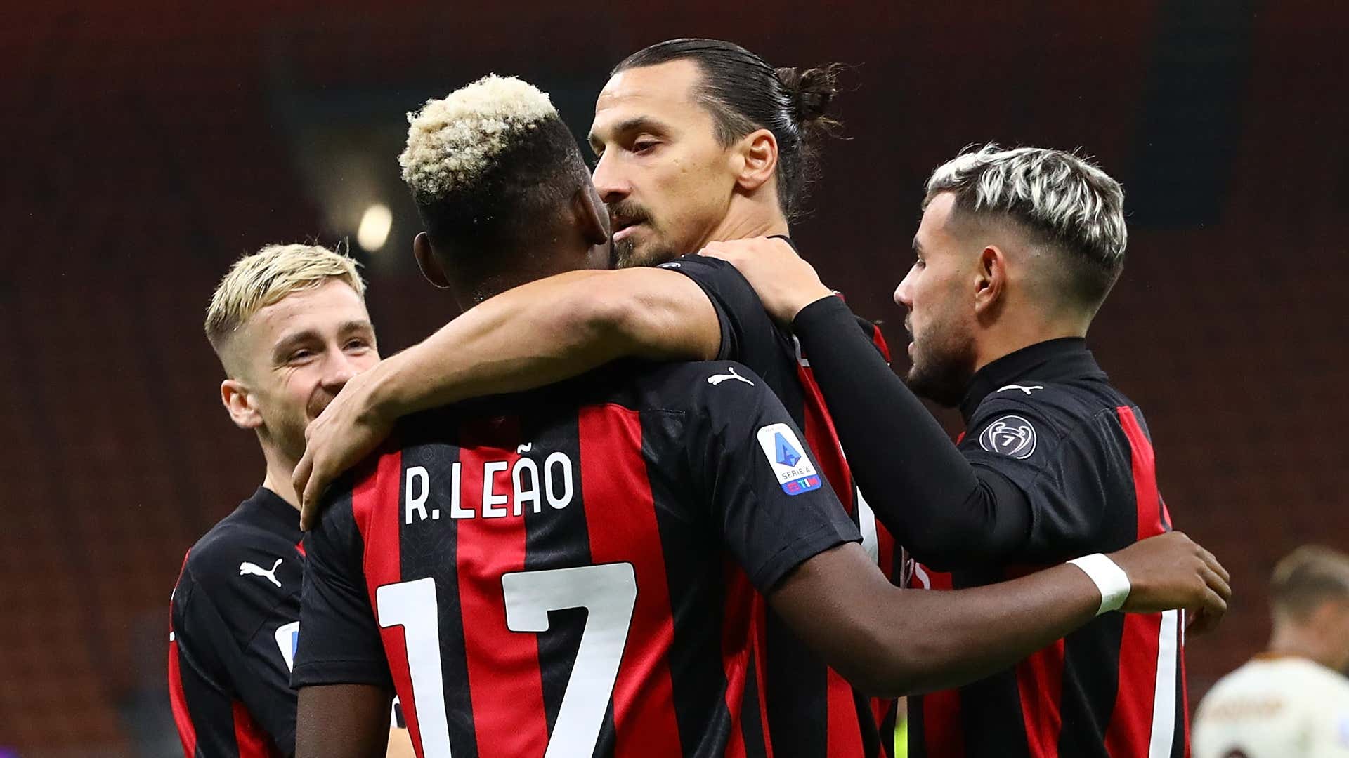 AC Milan celebrate Ibrahimovic goal vs Roma, Serie A 2020-21