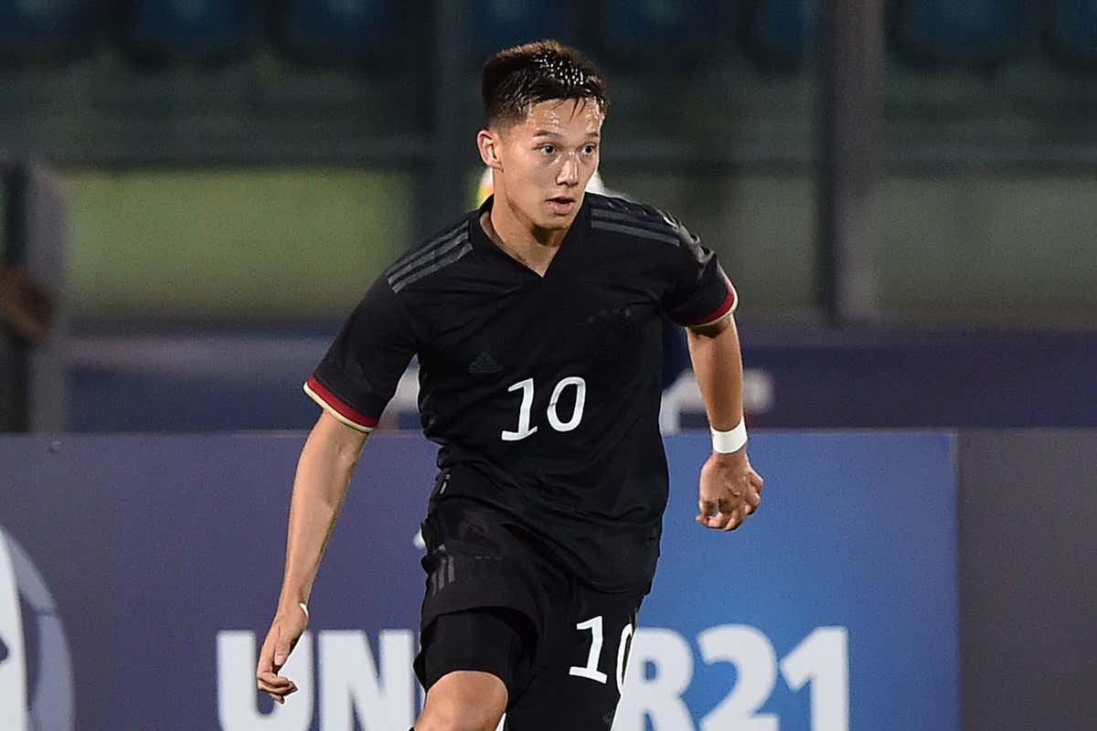 U 21独代表でデビューのアペルカンプ真大 元同僚たちのa代表入りに刺激 そのためのu 21 Goal Com U 21独代表でデビューのアペルカンプ真大 元同僚たちのa代表入りに刺激 そのためのu 21 Goal Com