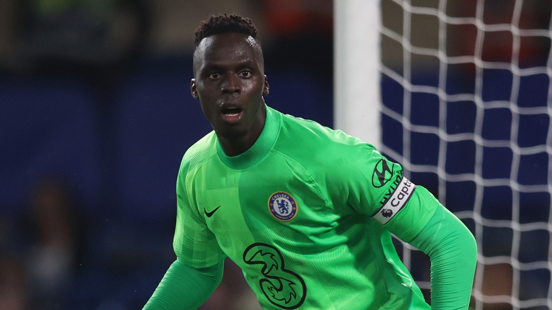 Chelsea goalkeeper Mendy faces &#39;race against pain &amp; time&#39; to be fit for Man City clash | Goal.com