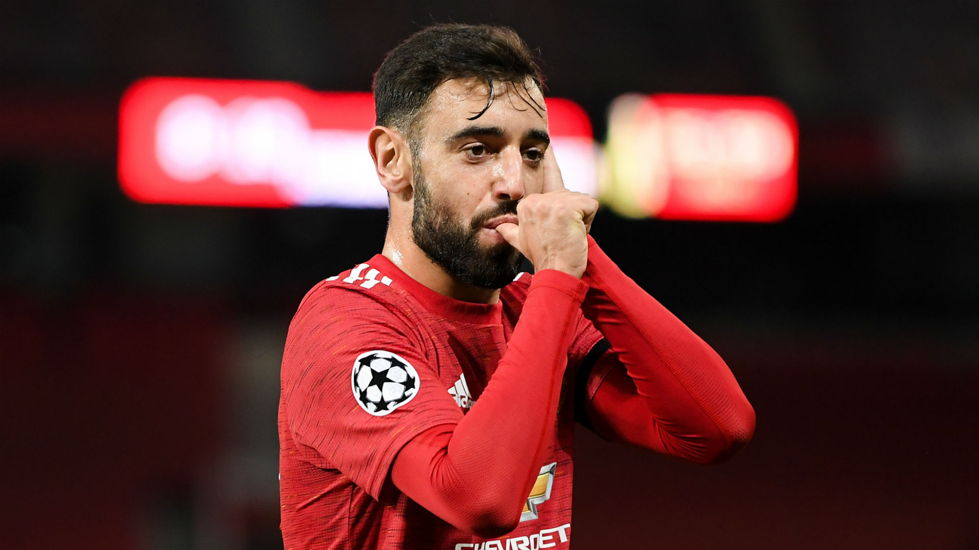 The Fernandes Show - Brilliant Bruno keeps Manchester United ticking with victory over Newcastle | Goal.com