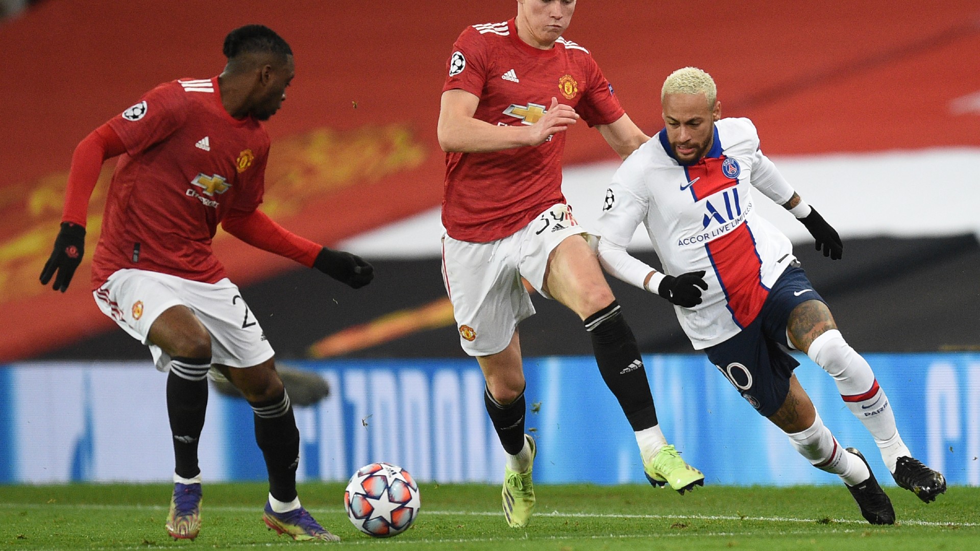 ワン ビサカの一番の難敵は ネイマール かなり困難な選手 Goal Com ワン ビサカの一番の難敵は ネイマール かなり困難な選手 Goal Com