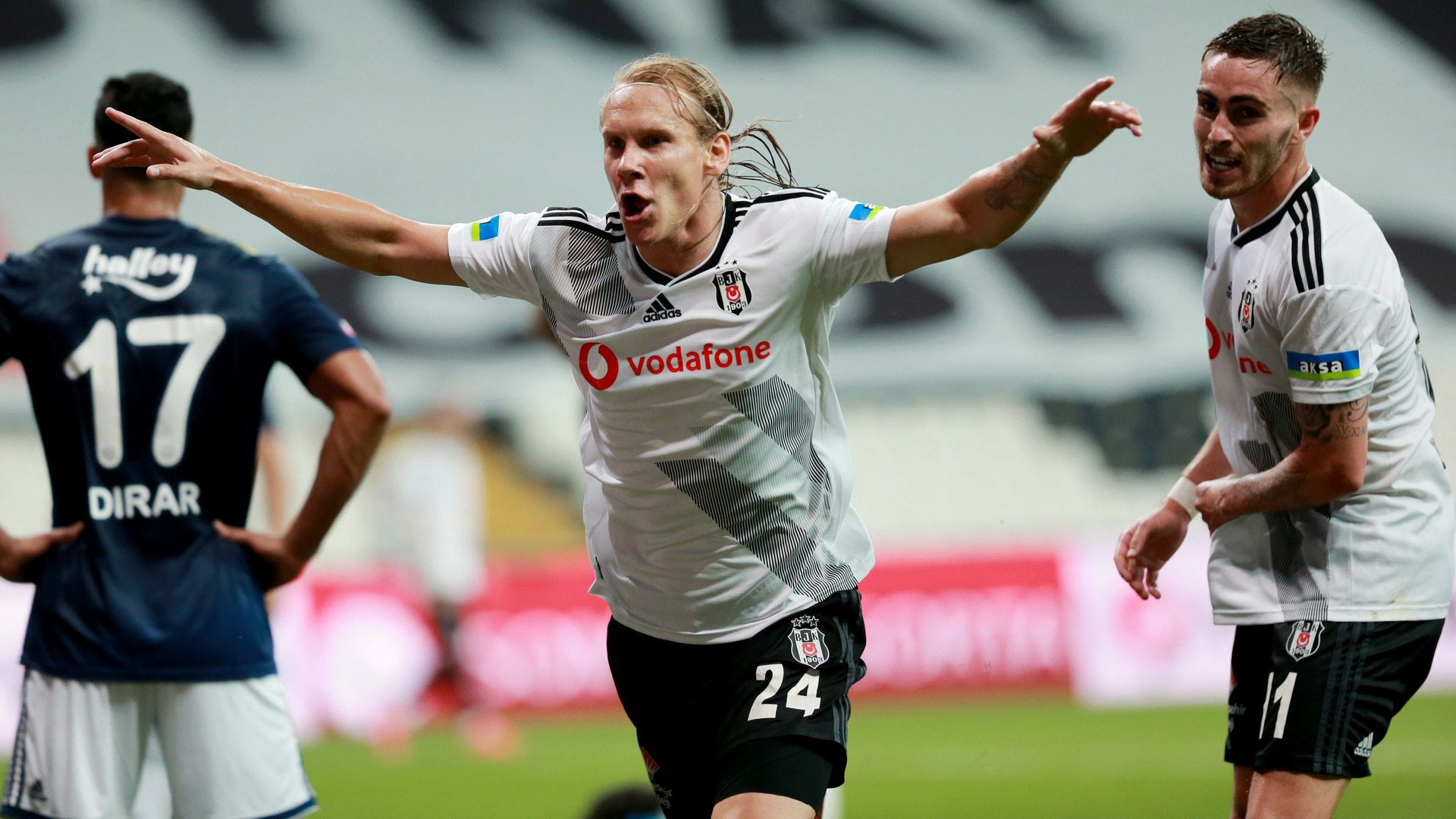 Ernst Marcelo Burak Yilmaz Besiktas In En Iyi Ara Transferleri Goal Com