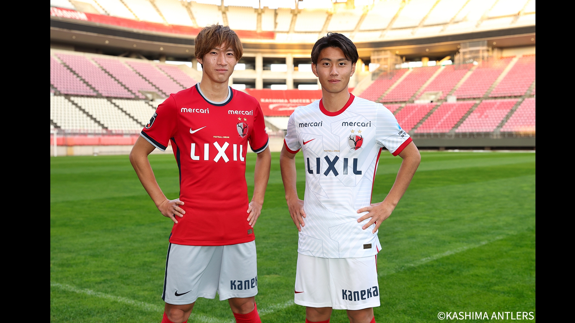 鹿島アントラーズが22年新ユニフォームを発表 Jリーグ Goal Com 鹿島アントラーズが22年新ユニフォームを発表 Jリーグ Goal Com