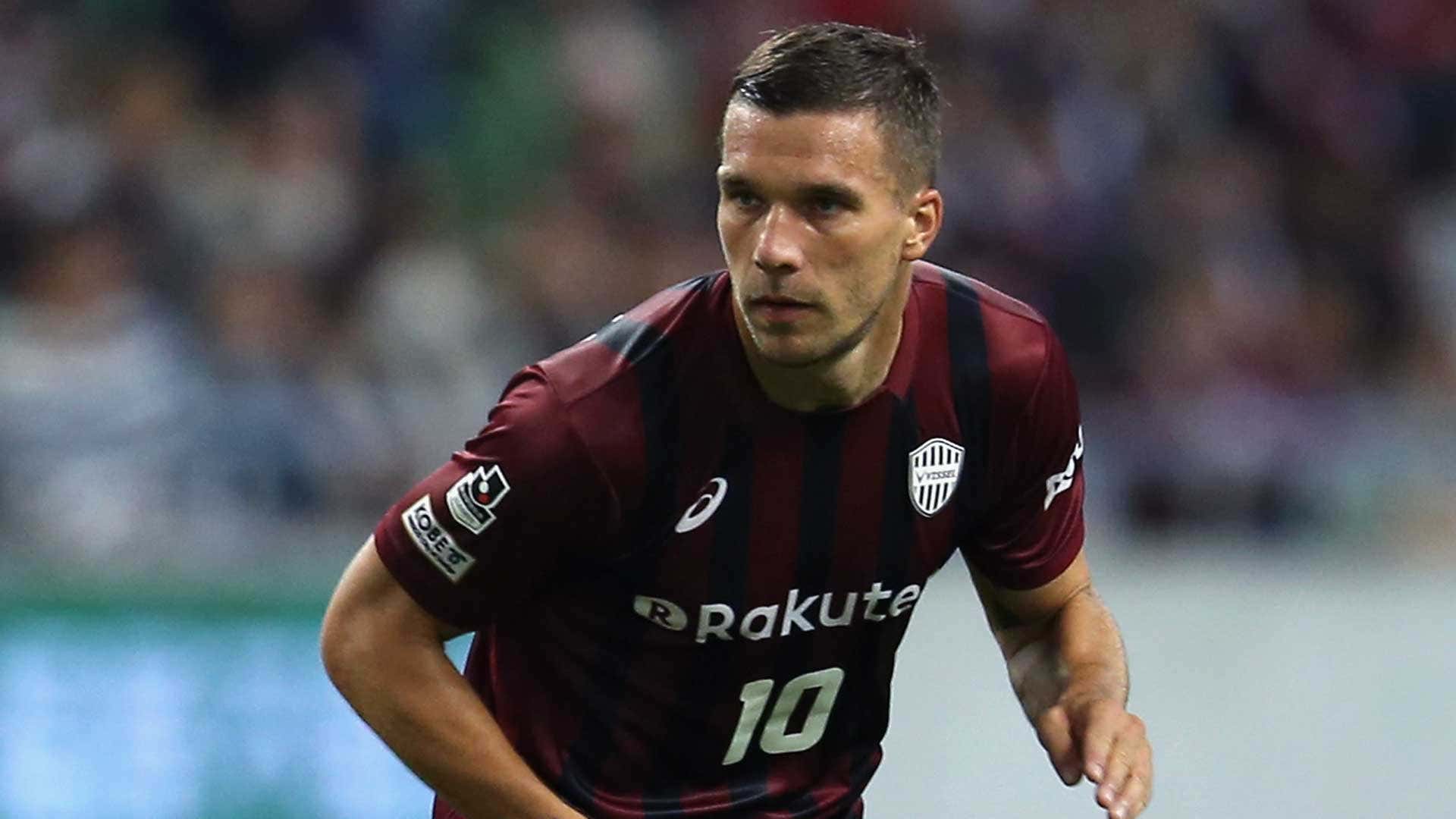2017-10-25-kobe-Lukas Podolski