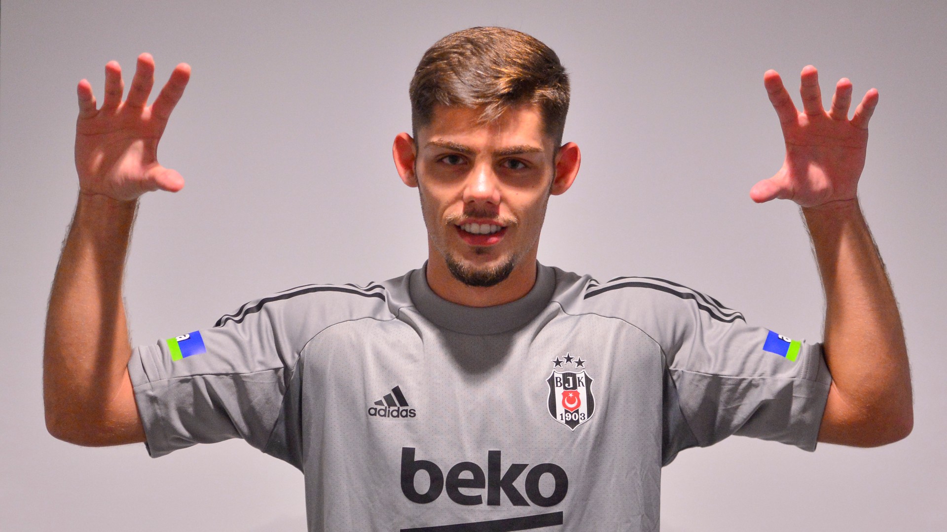 Napoli Besiktas In Genc Oyuncusu Francisco Montero Yu Transfer Etmek Istiyor Goal Com