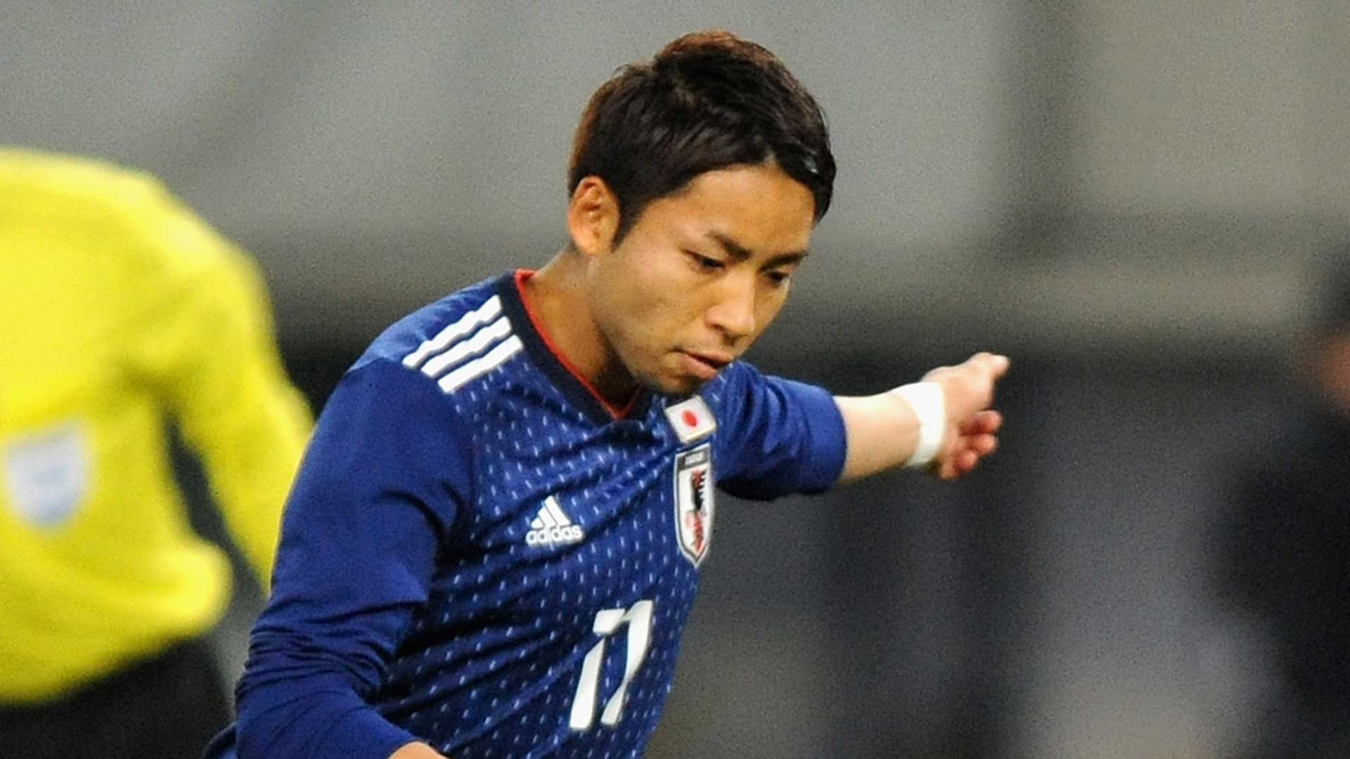 日韓戦完敗の原因は守備的な意識か Fw小林悠 しっかり戦ってデュエルすれば乗り越えられた Goal Com 日韓戦完敗の原因は守備的な意識か Fw小林悠 しっかり戦ってデュエルすれば乗り越えられた Goal Com