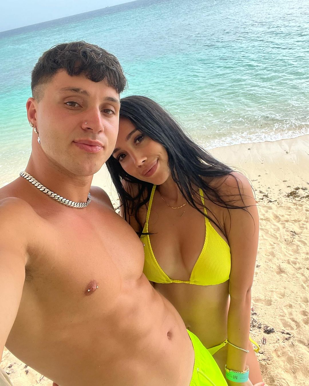 OnlyFans model who posts pictures with her stepbrother that she married  previously dated his best friend