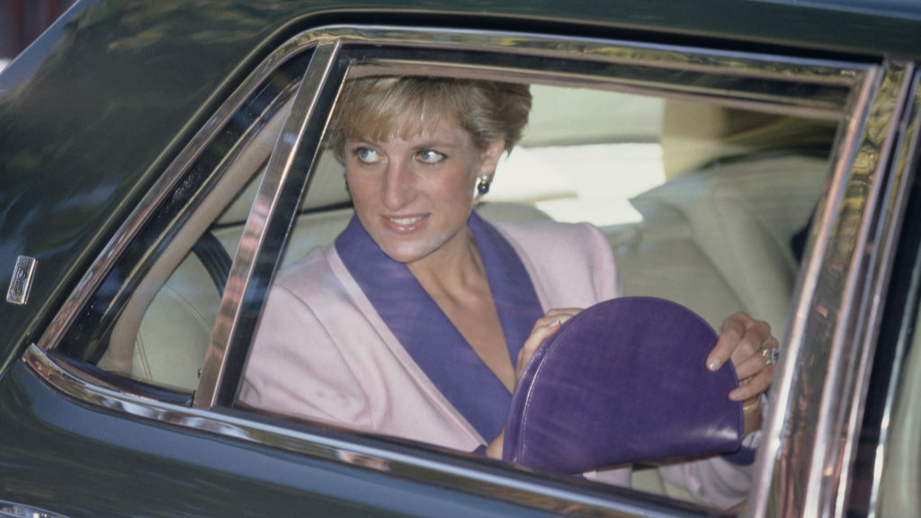 Firefighter on scene of Paris crash revealed Princess Diana's tragic final words