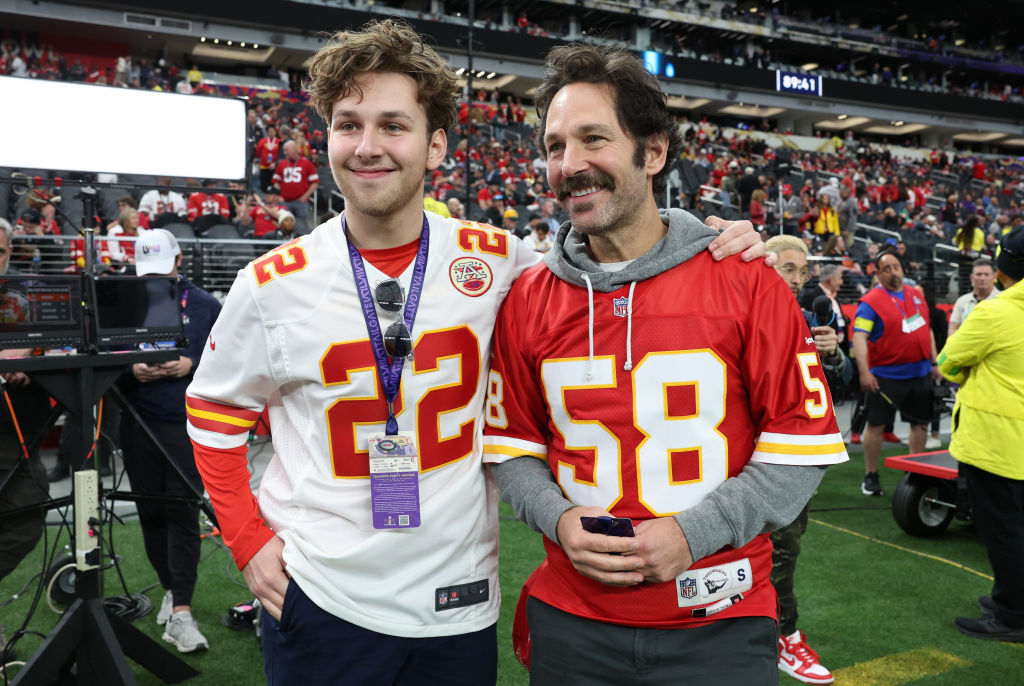 Super Bowl viewers all say the same thing after seeing Paul Rudd turn up  with his 18-year-old son Jack