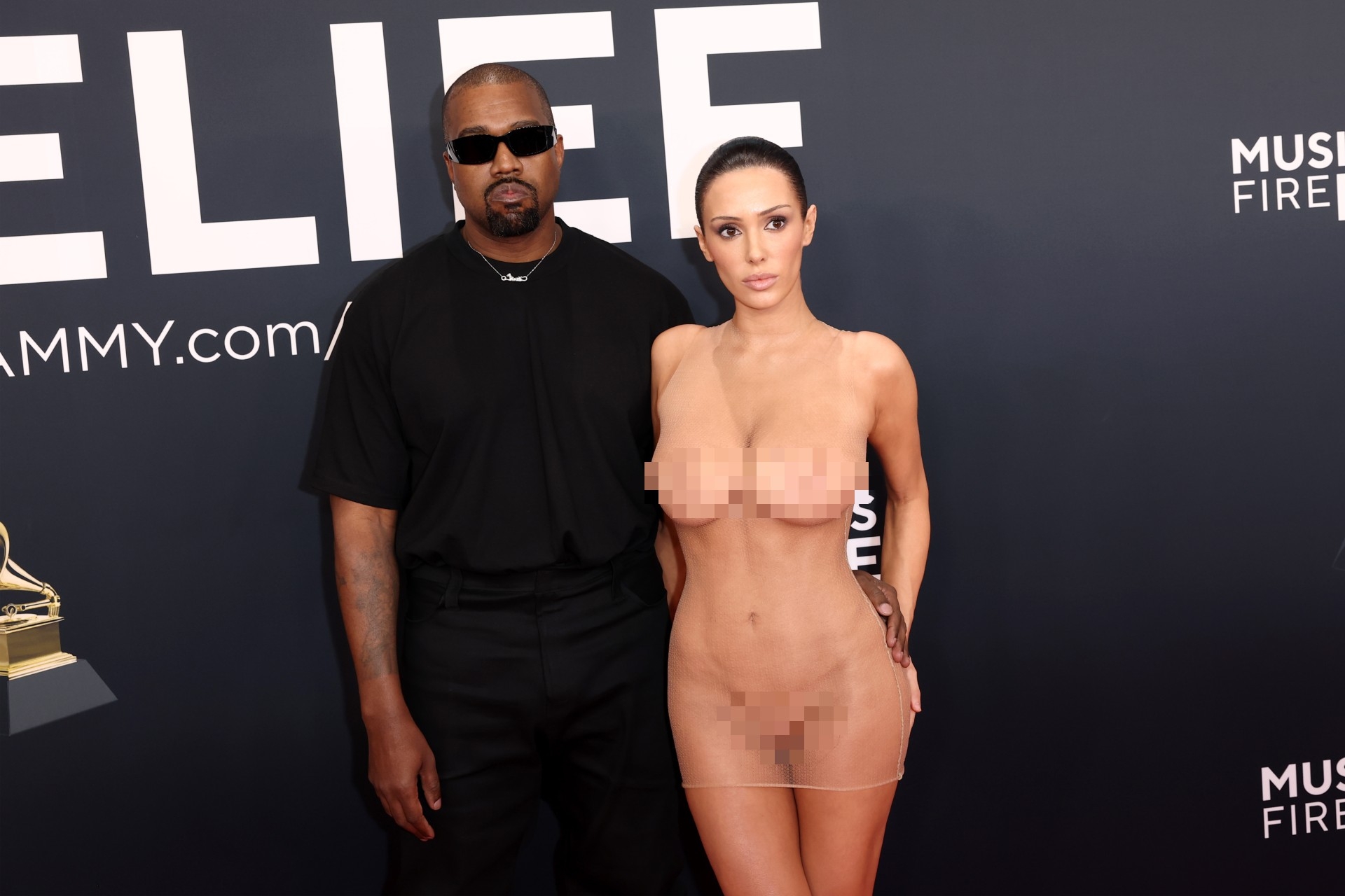 Tommy Lees wife Brittany Furlan made revealing joke about his penis size  in her stand-up routine - Celebrity - LADbible