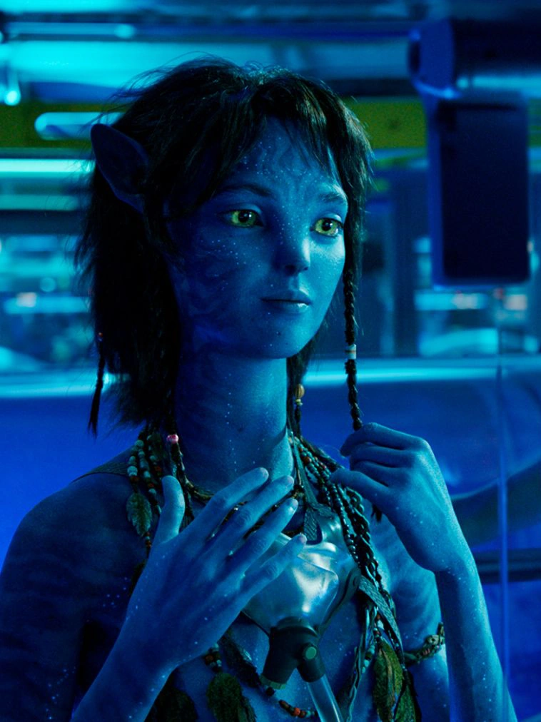 Sigourney Weaver says she 'brought some awkwardness' to play 14-year-old  girl in Avatar 2