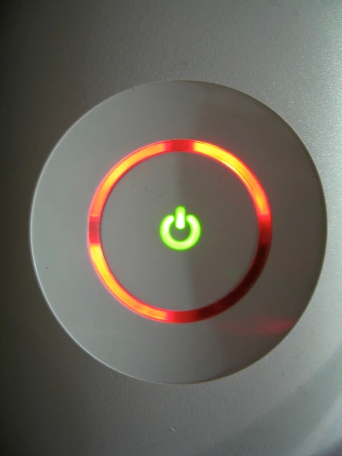 Red ring of death | Xbox 360 E74 error | Alfred Hermida | Flickr