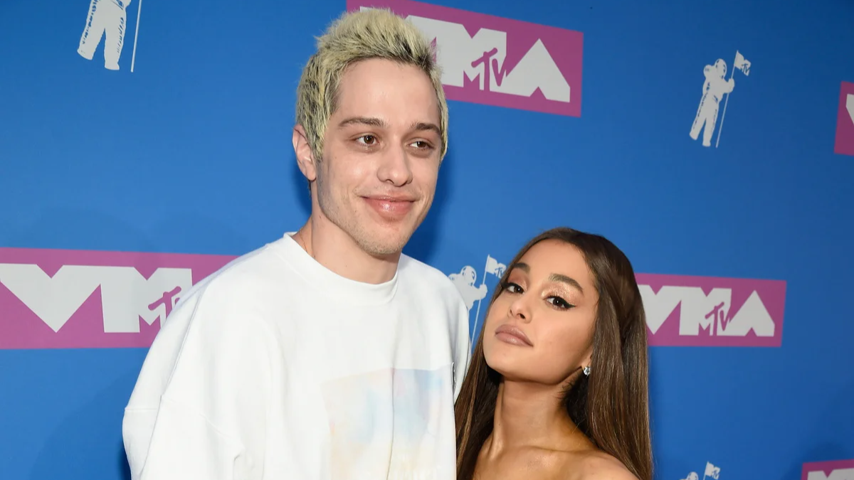 Pete Davidson's SNL co-star said comedian confirmed size of his penis after Ariana  Grande brutally outed it
