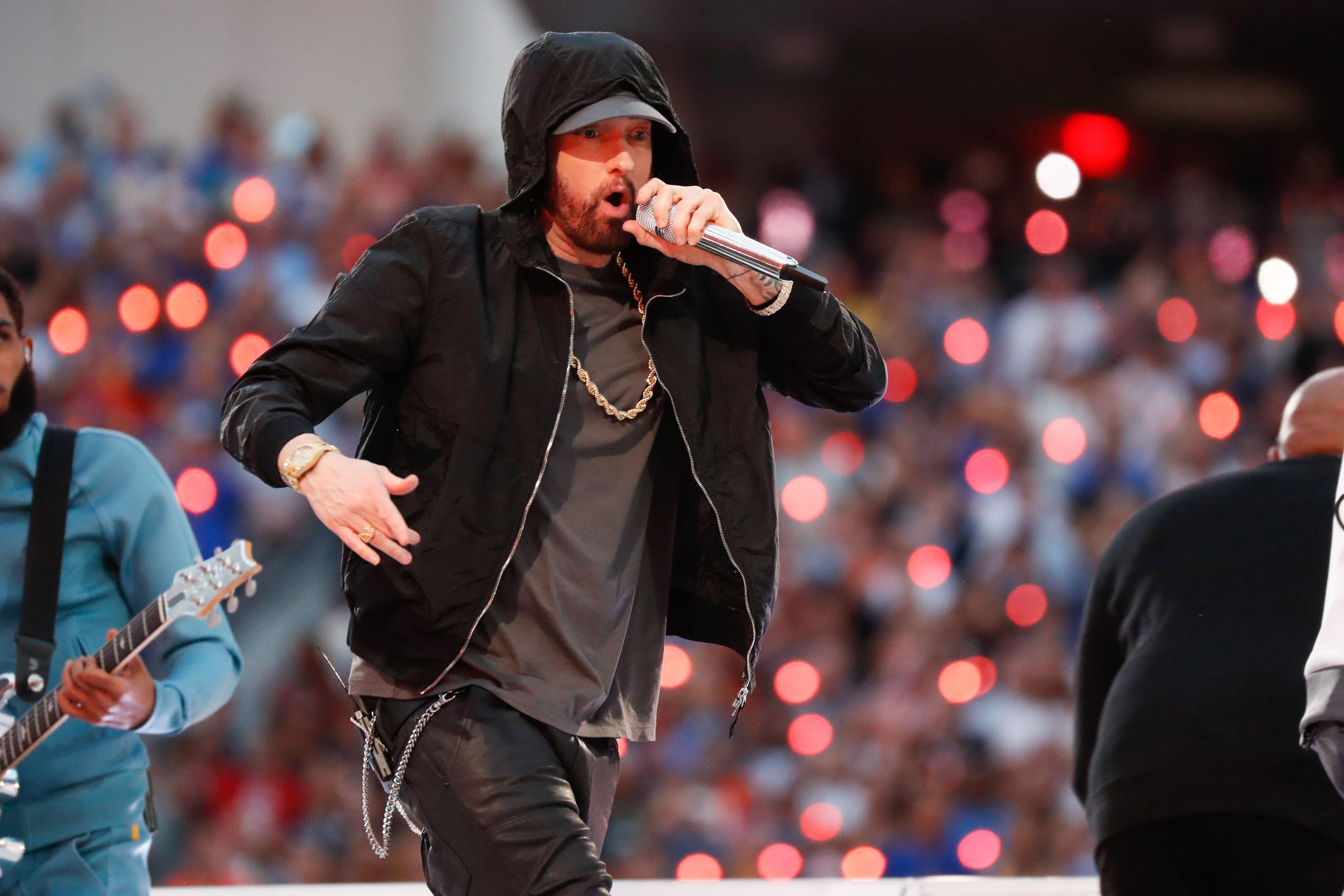 Eminem Causes Controversy by Kneeling at Super Bowl Halftime Show