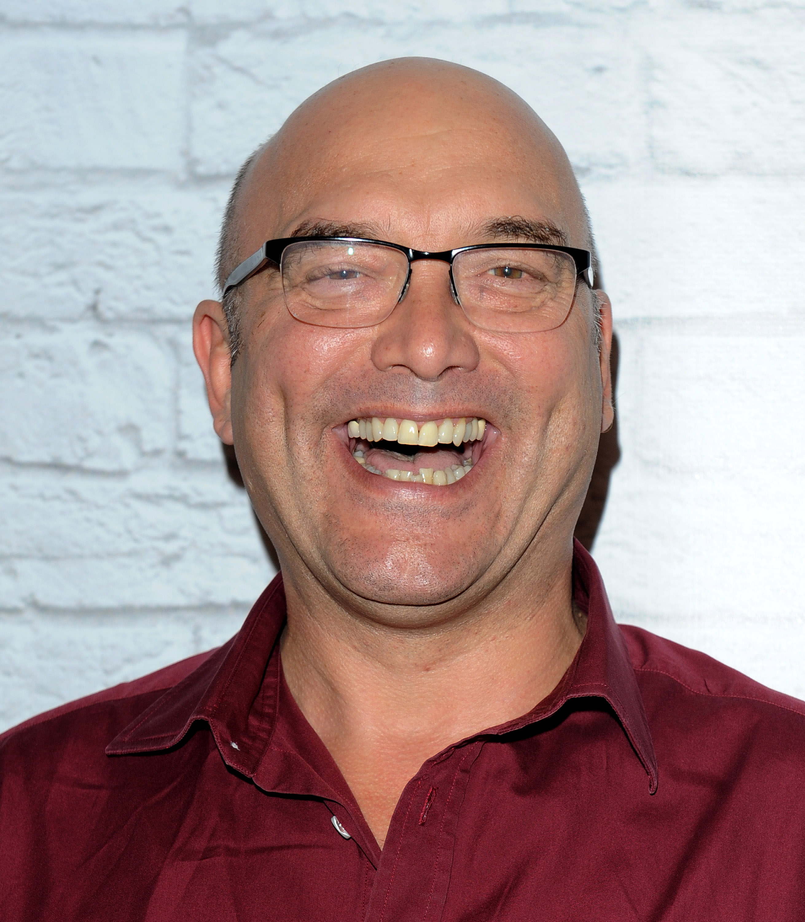 Gregg Wallace shows off 'almost' six pack after four stone weight loss –  The Scottish Sun