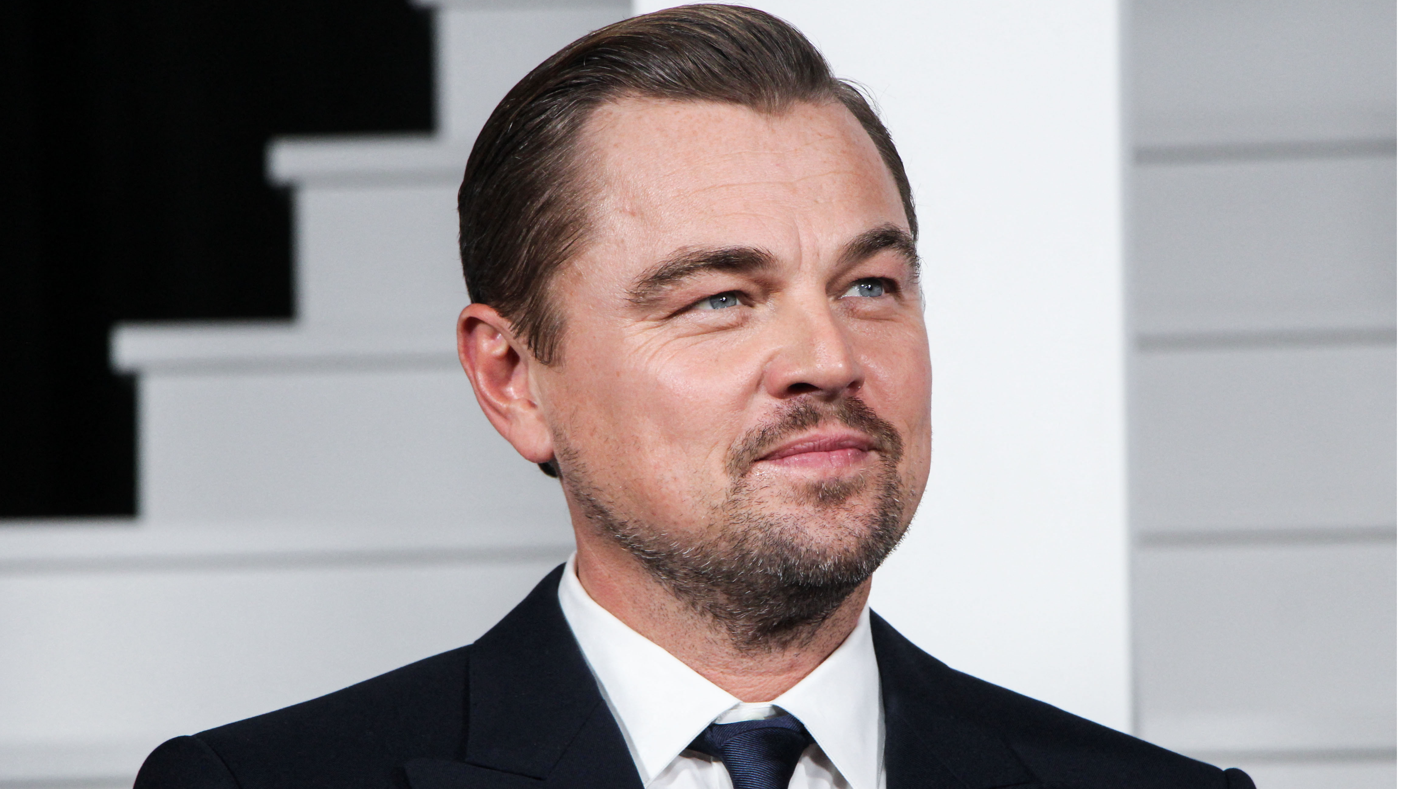 Who Is Leonardo DiCaprio's Girlfriend? - Vimarsana News
