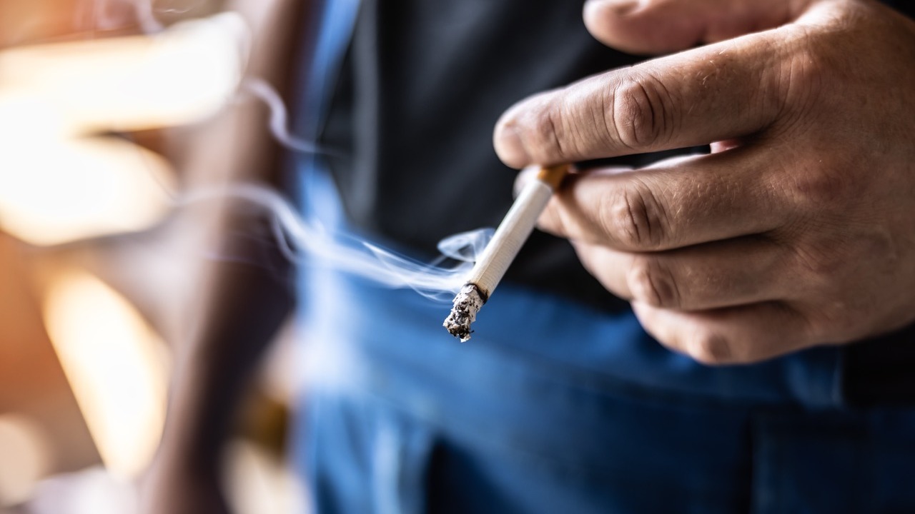 People born after 2008 given lifetime smoking ban