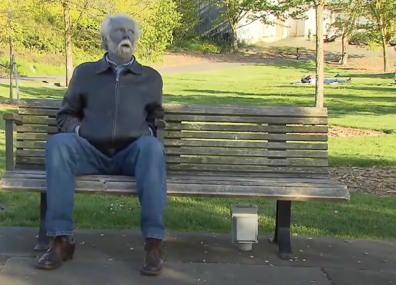 The real life Papa Smurf: Man turned himself BLUE after taking dietary  supplements for years