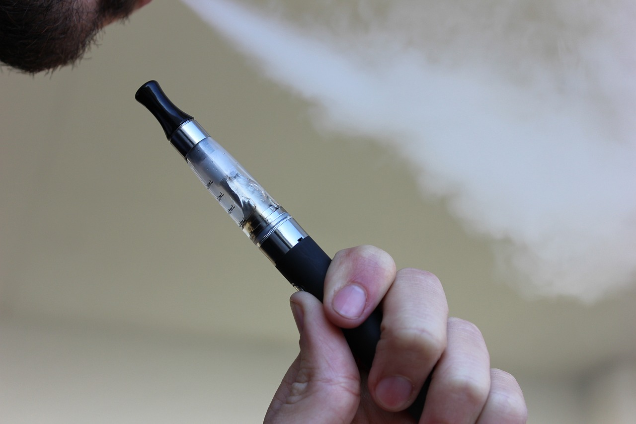 sensitive smoke detector cigarette Vape Detector by Forensics | for Schools, Home, Hotels, Business | Cell  Phone Alarms WiFi | Laser Scattering Super Sensitive Sensor