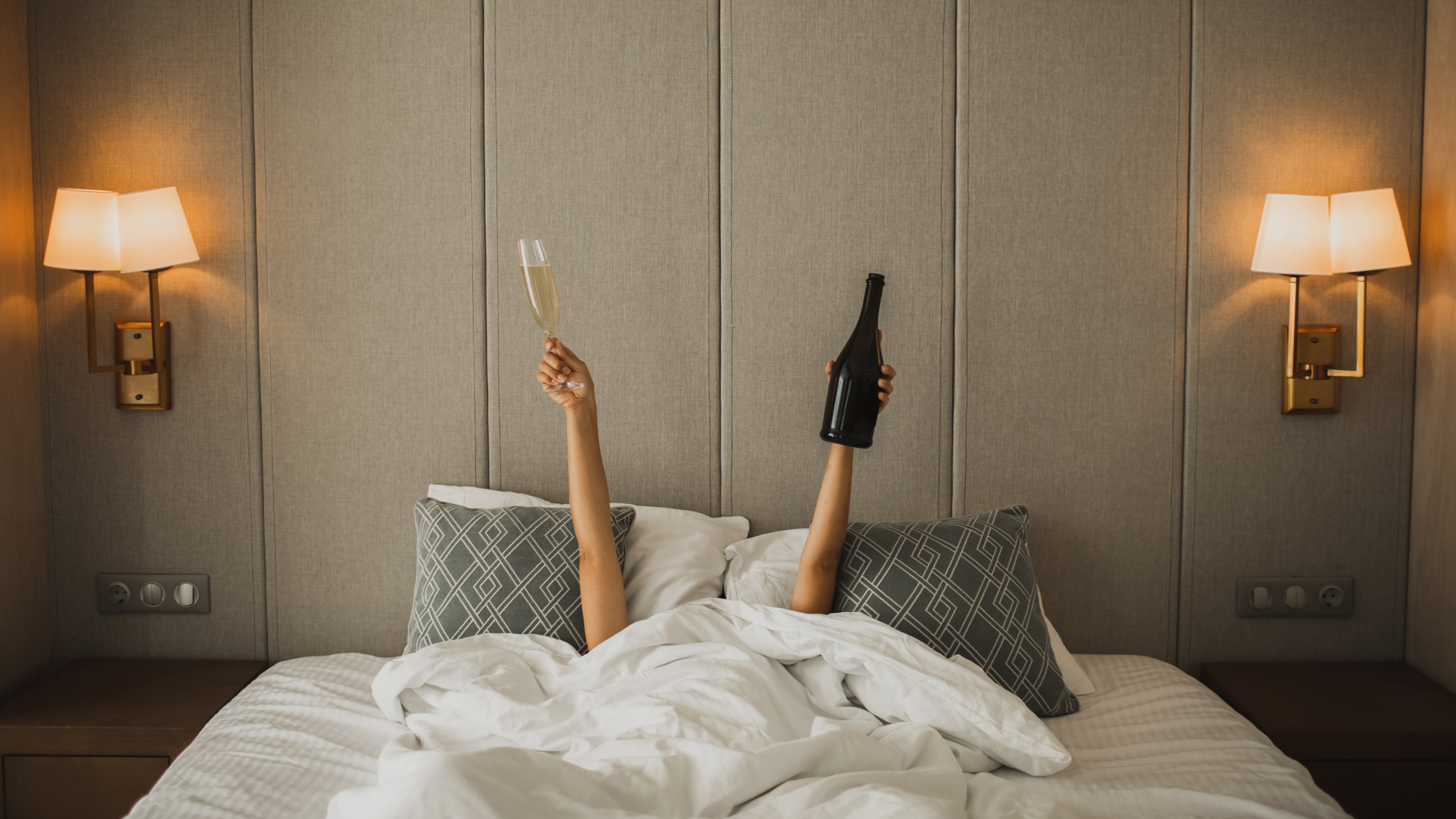 People are turning to 'hands-free masturbation' that has many health  benefits