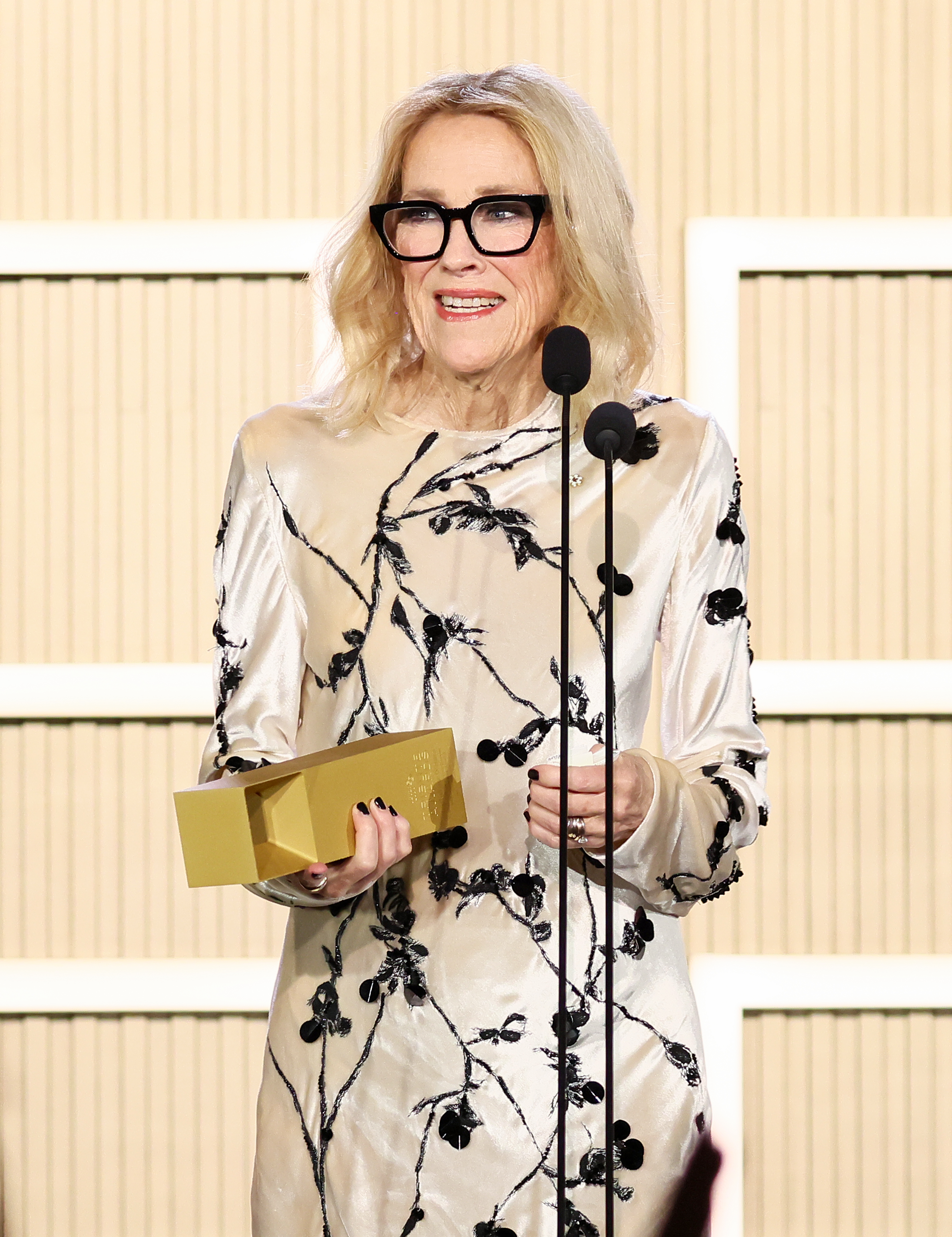 cigarettes after sex apocalypse analysis Apocalypse
