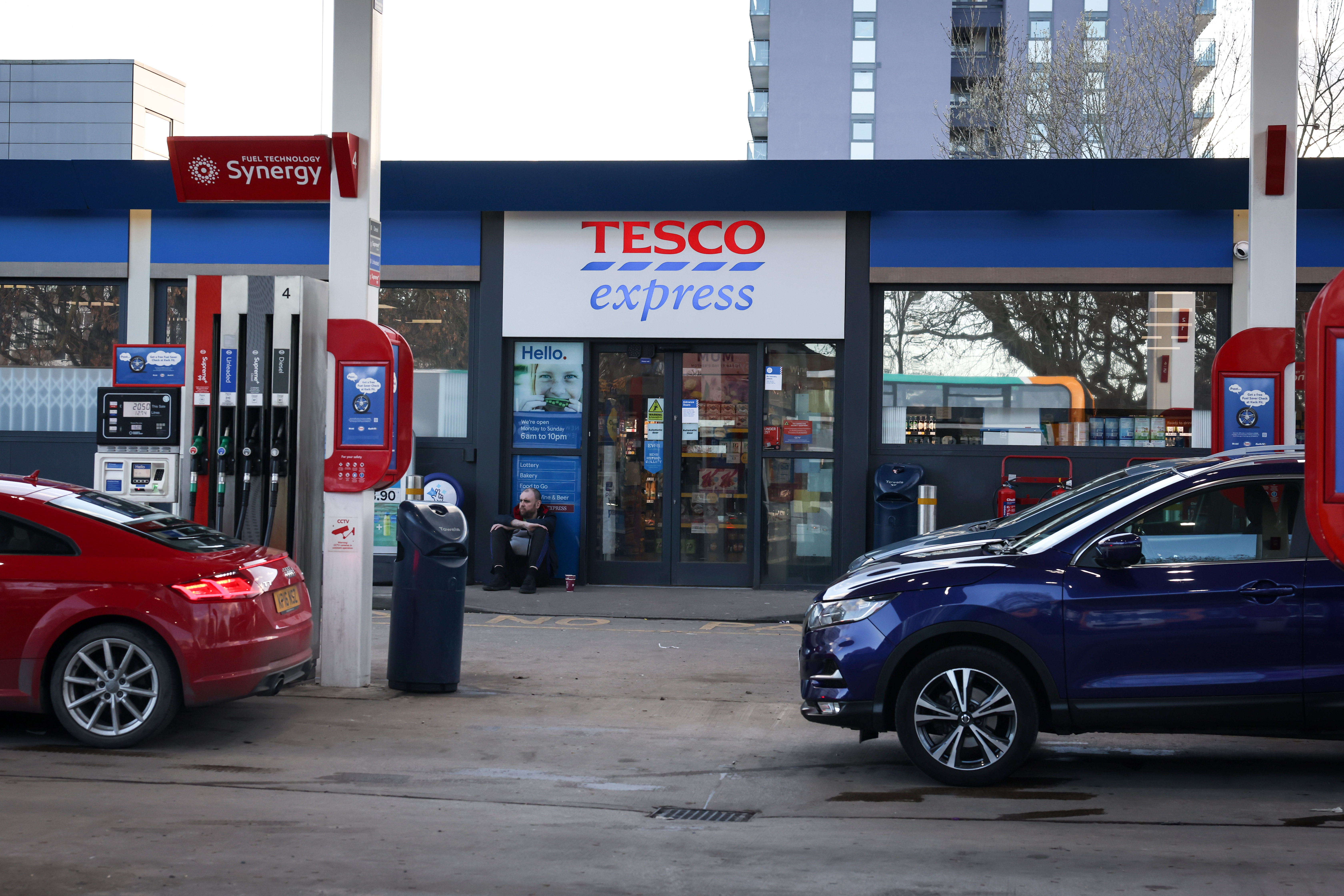 New Tesco petrol policy takes £120 from you no matter how much fuel you get