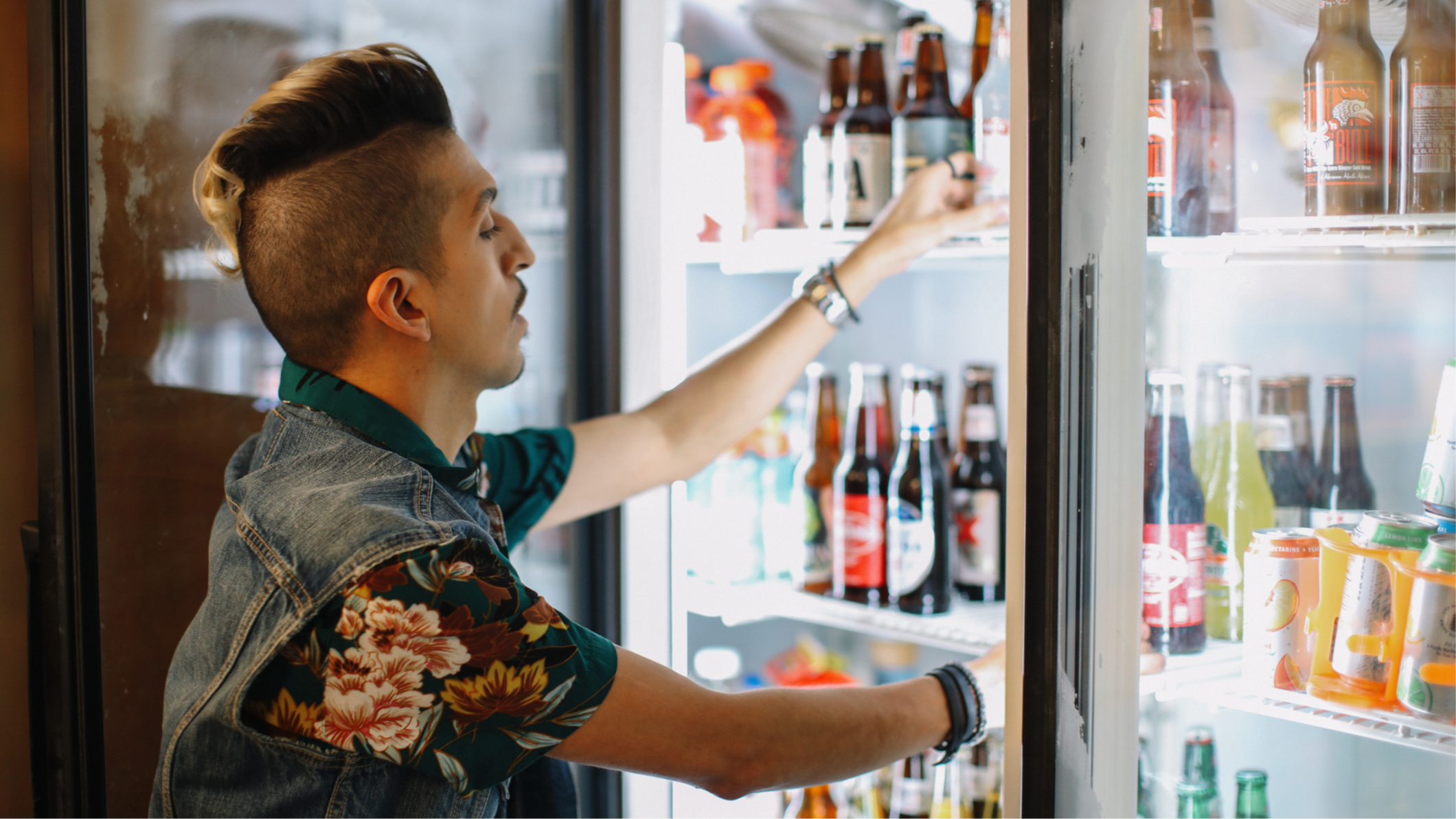 Psychotherapist explains why Gen Z are having a 'fridge cigarette' in the  afternoon