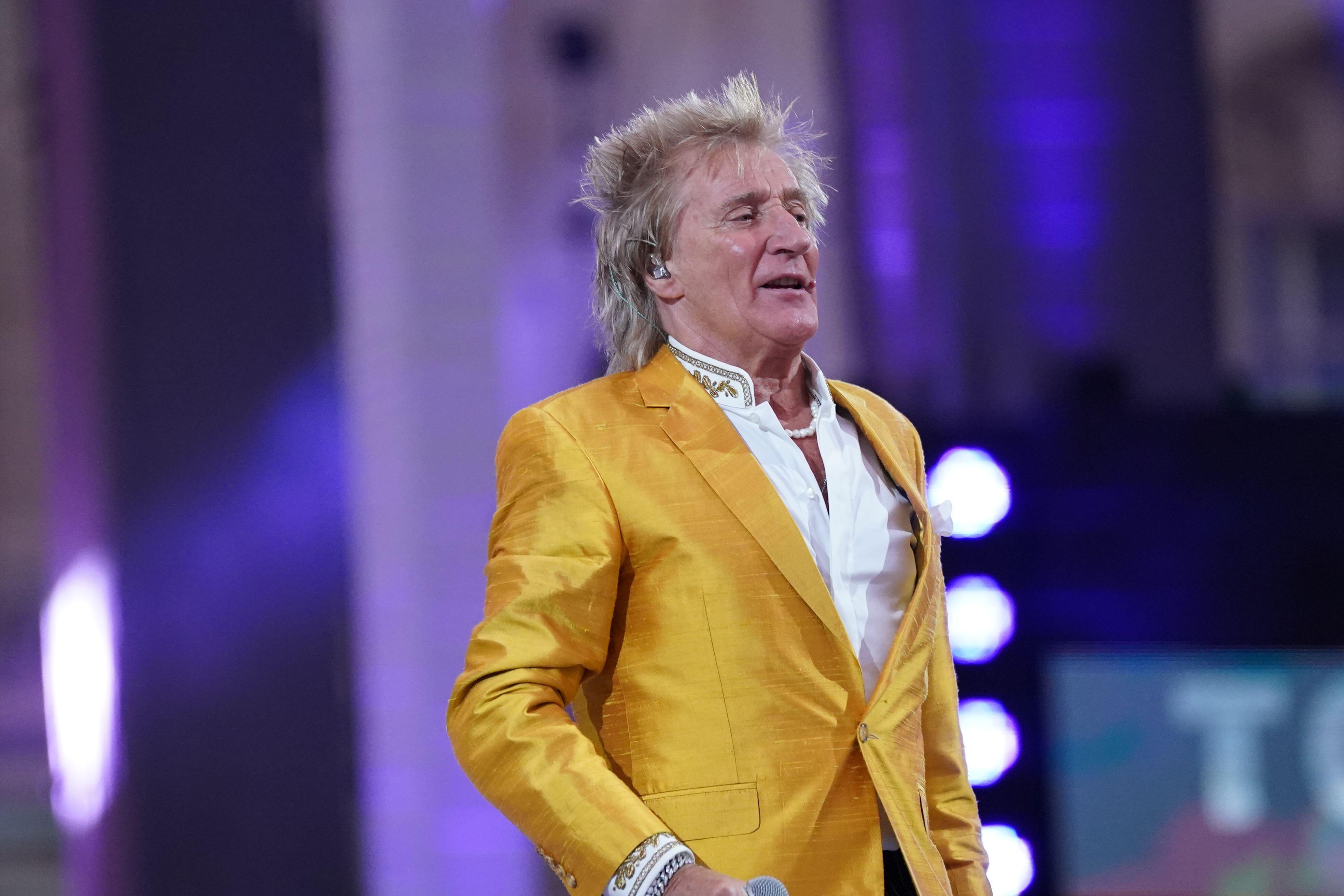 Rod Stewart Says He 'Turned Down' $1 Million to Perform in Qatar