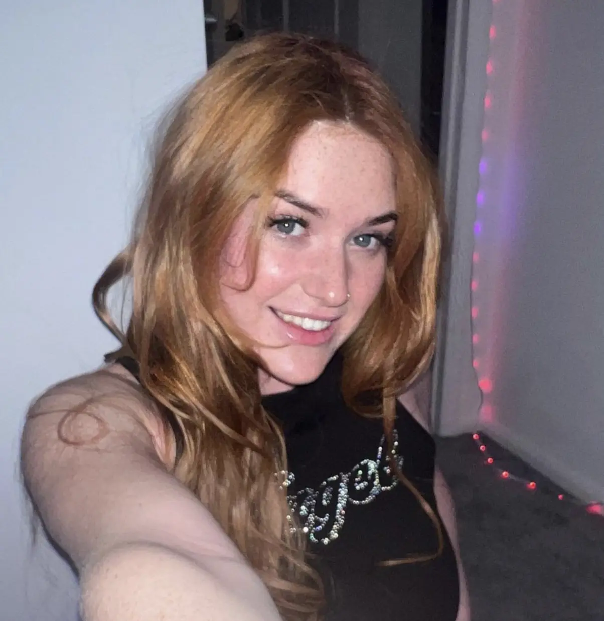 Annie Charlotte two vaginas boyfriend rule