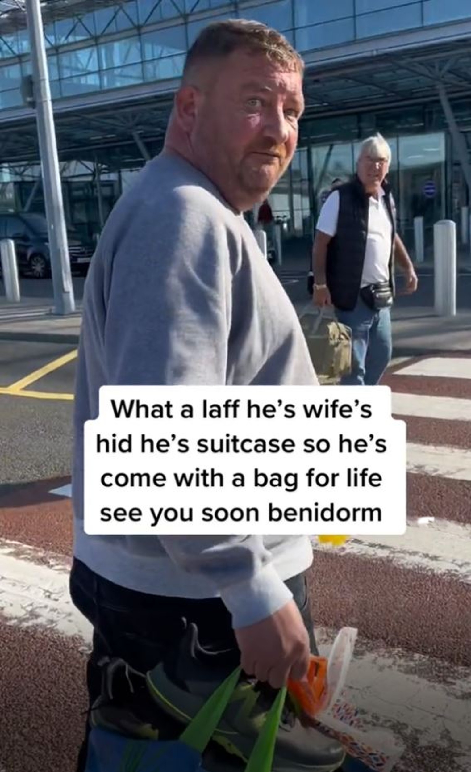 TikTok: angry husband heads to airport for stag do with belongings