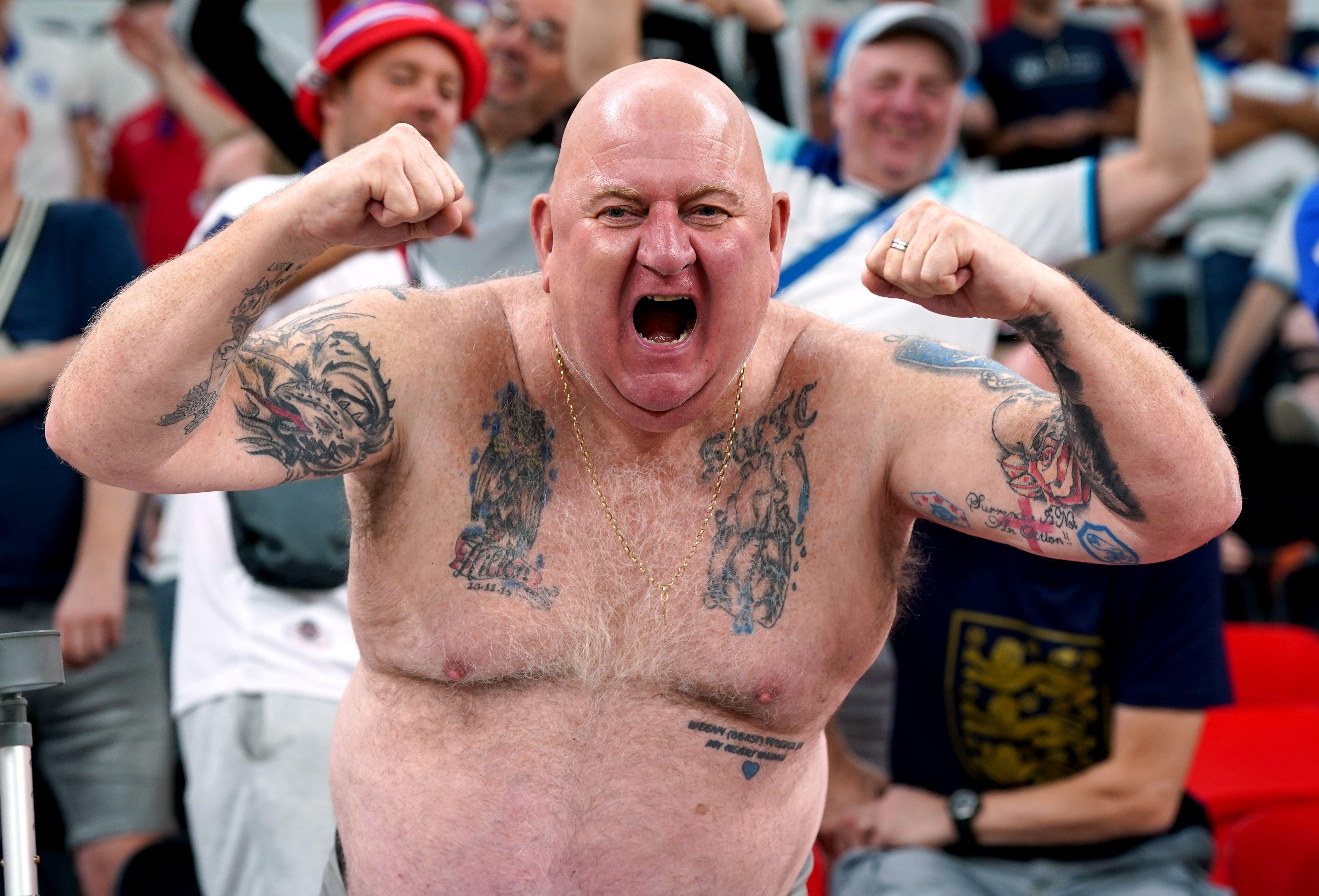 English fan take 2025 off her shirt