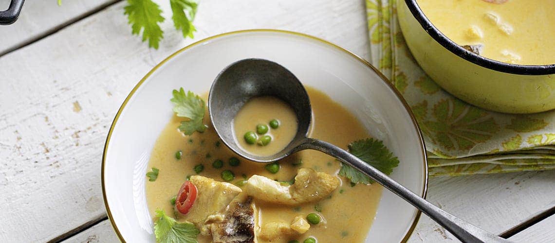 Kokos-Curry-Suppe mit Hähnchen