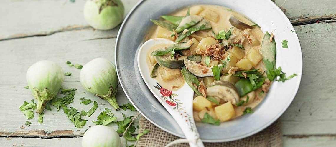 Rezept für eine entzündungshemmende Ernährung bei Schuppenflechte (Psoriasis): Auberginen mit Kartoffeln Auberginen mit Kartoffeln
