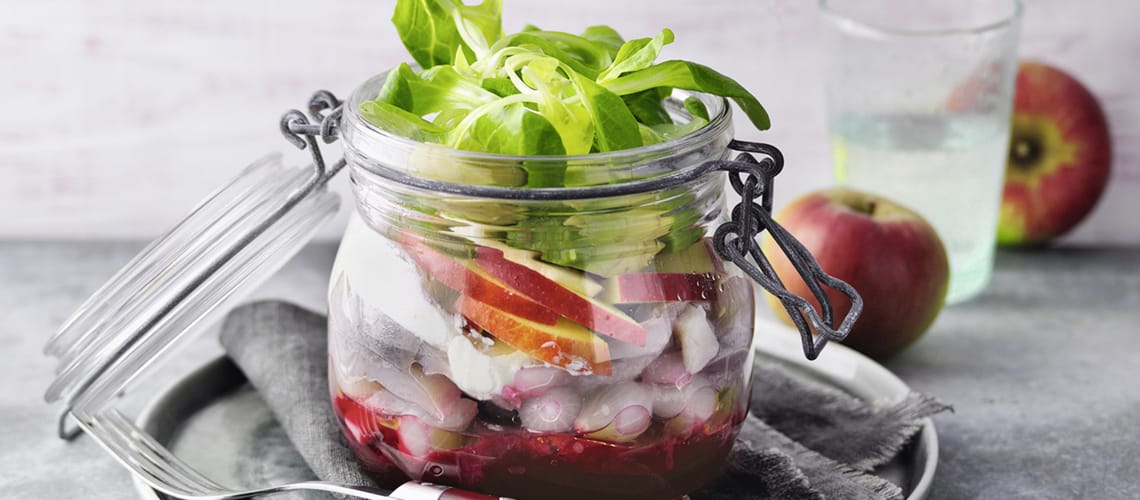 Rezept bei Schuppenflechte: Matjessalat mit Roter Bete
