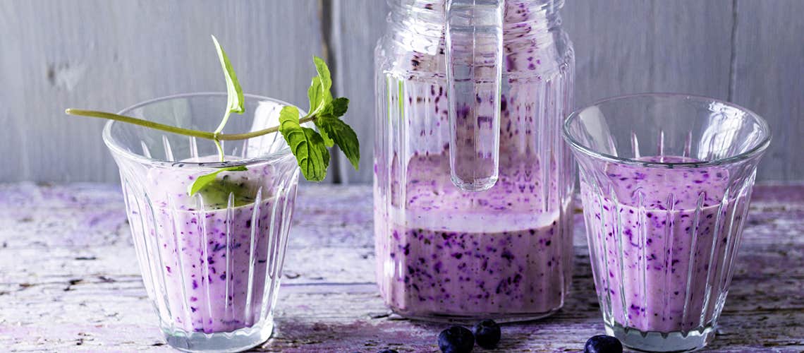 Rezept für eine gesunde und ausgewogene Ernährung bei Schuppenflechte: Heidelbeer-Joghurt-Shake Heidelbeer-Joghurt-Shake