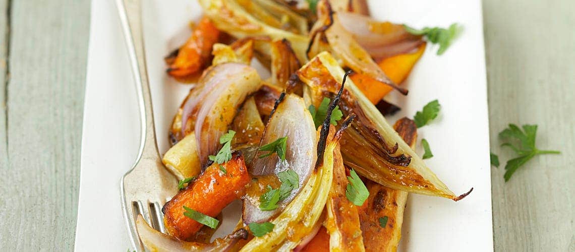 Leckeres und gesundes Rezept bei Schuppenflechte: Ofengemüse mit Zimt-Vinaigrette Ofengemüse mit Zimt-Vinaigrette