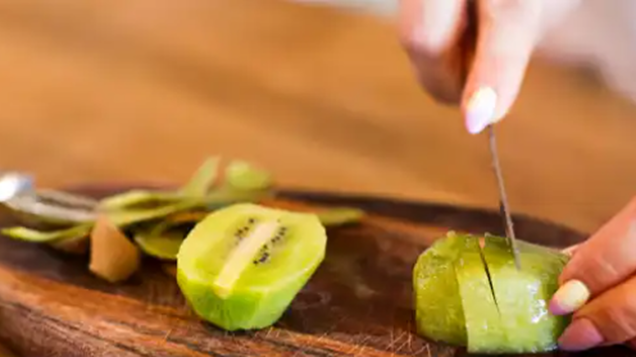 Die richtige Ernährung & ausgewählte Rezepte können einen Nährstoffmangel bei Morbus Crohn & Colitis Ulcerosa vermeiden.