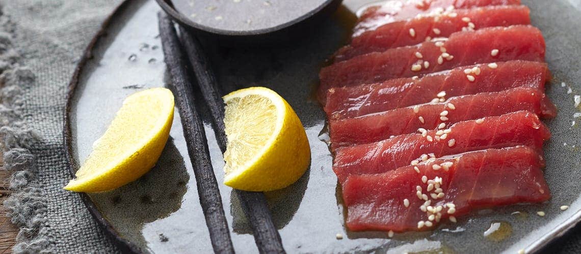 Sashimi vom Thunfisch mit Ponzusauce
