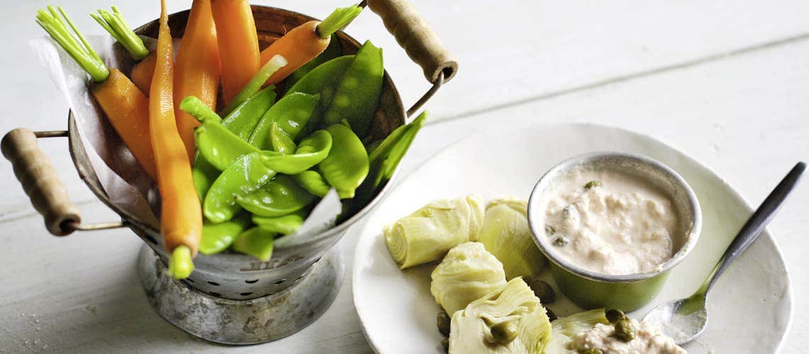 Rezept für eine entzündungshemmende Ernährung bei Schuppenflechte (Psoriasis): Gemüse mit Thunfischsauce Gemüse mit Thunfischsauce