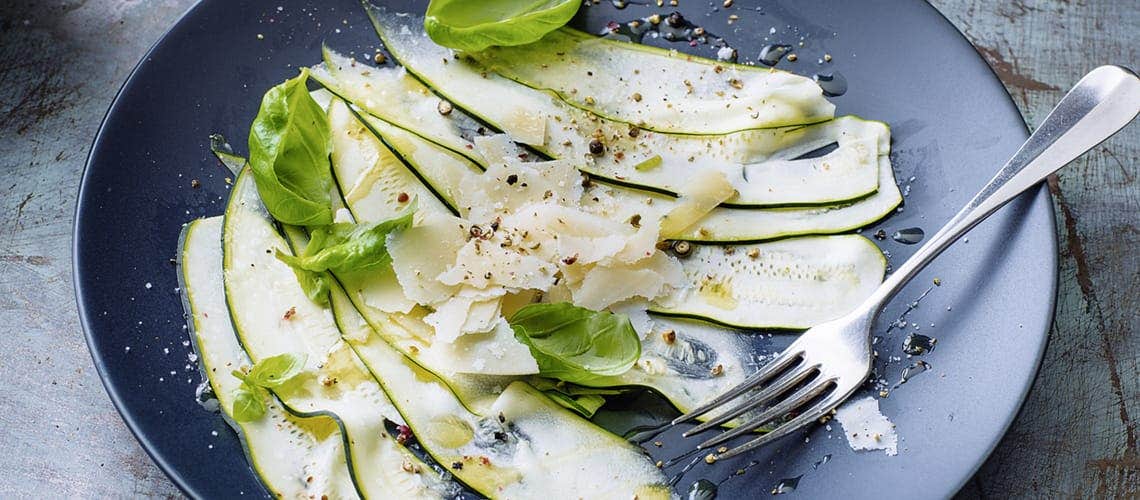 Gesunde Ernährung bei Schuppenflechte - Rezept: Zucchini-Carpaccio Zucchini-Carpaccio