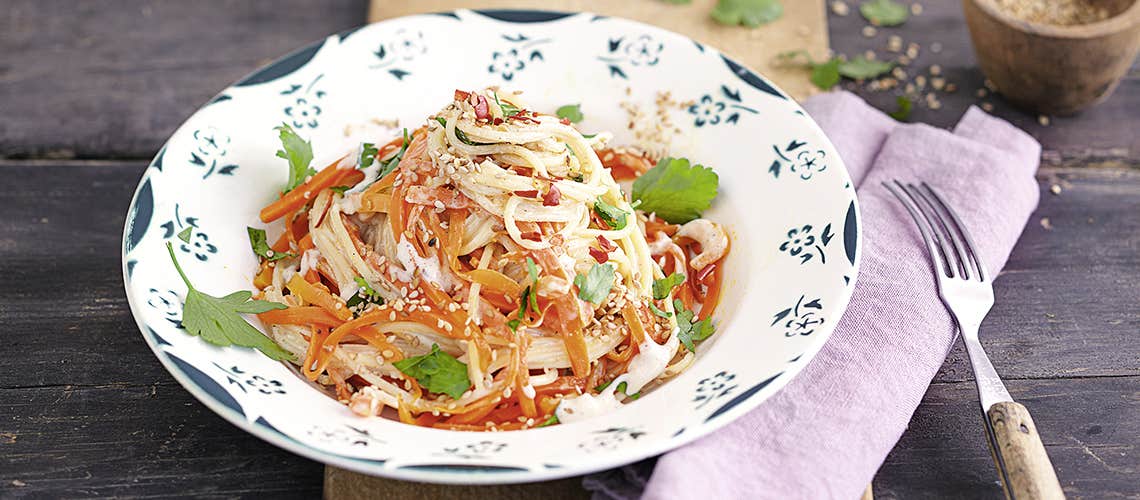 Leckeres und gesundes Rezept bei Schuppenflechte: Möhren-Haselnuss-Spaghetti Möhren-Haselnuss-Spaghetti