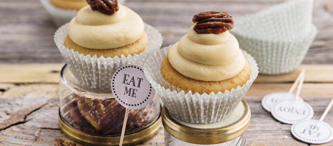 Leckeres und gesundes Rezept bei Schuppenflechte: Pekannuss-Karamell-Cupcakes Pekannuss-Karamell-Cupcakes