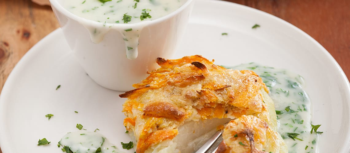 Rezept Schuppenflechte: Knusprige Kohlrabiplätzchen mit Petersiliensauce