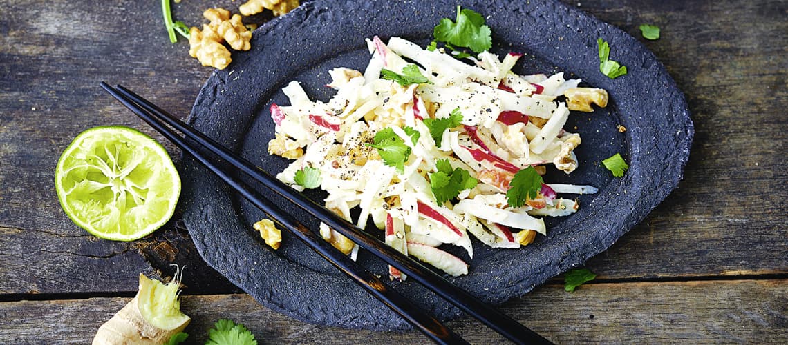 Rezept Schuppenflechte: Asia-Waldorfsalat mit Kokosdressing