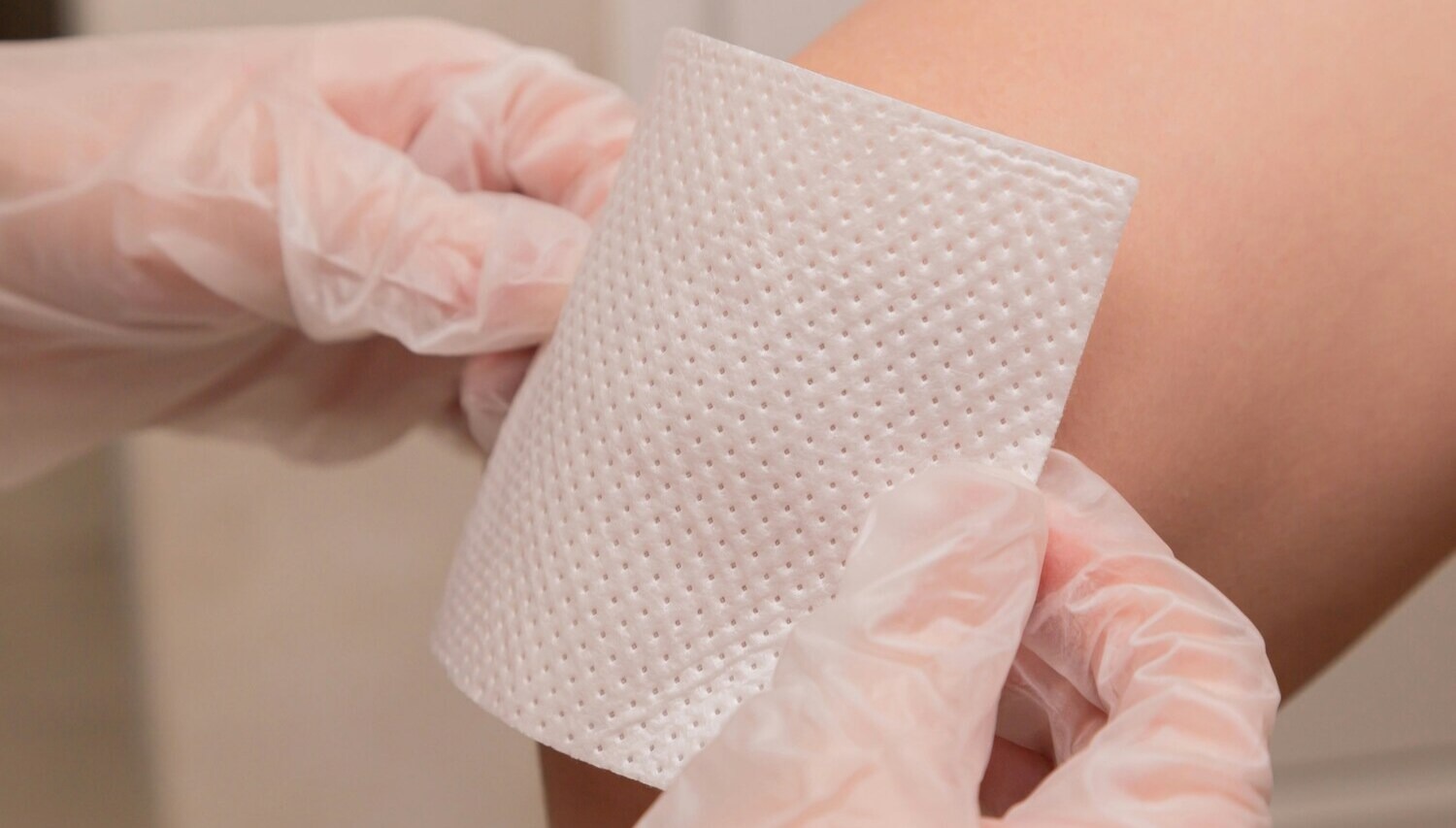 Effective Pain Relief Menthol Patches for Back, Joint and Muscle Pain
