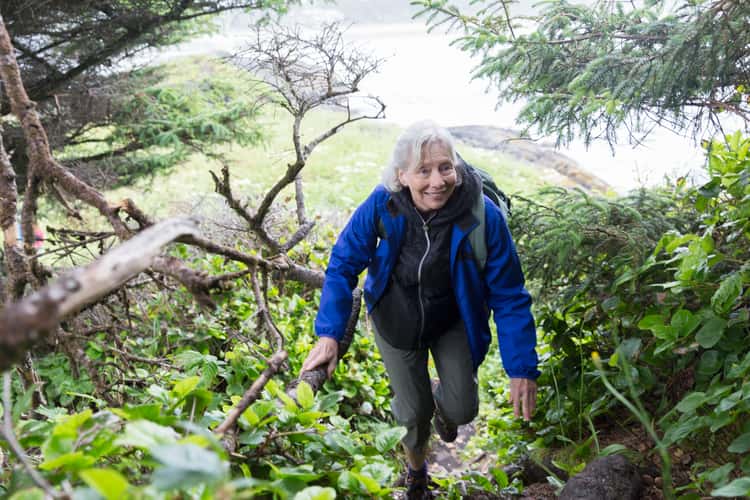 JJ_Photo_Older woman hiking_GettyImages_970323954_1Star JJ_Photo_Older woman hiking_GettyImages_970323954_1Star