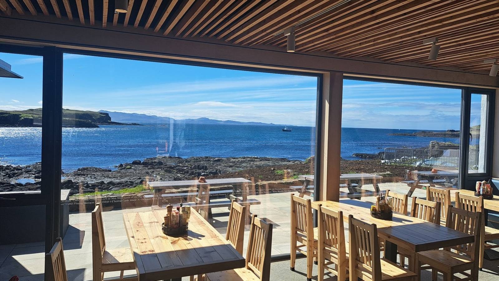Galmisdale Bay Cafe & Bar
